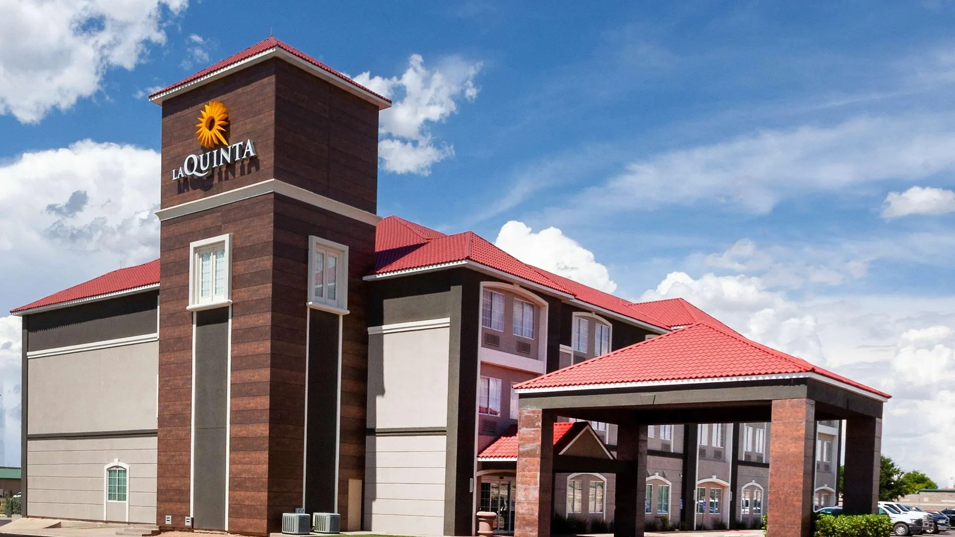 4 Airport Hotels Near Sage Park Worth Booking in Midland