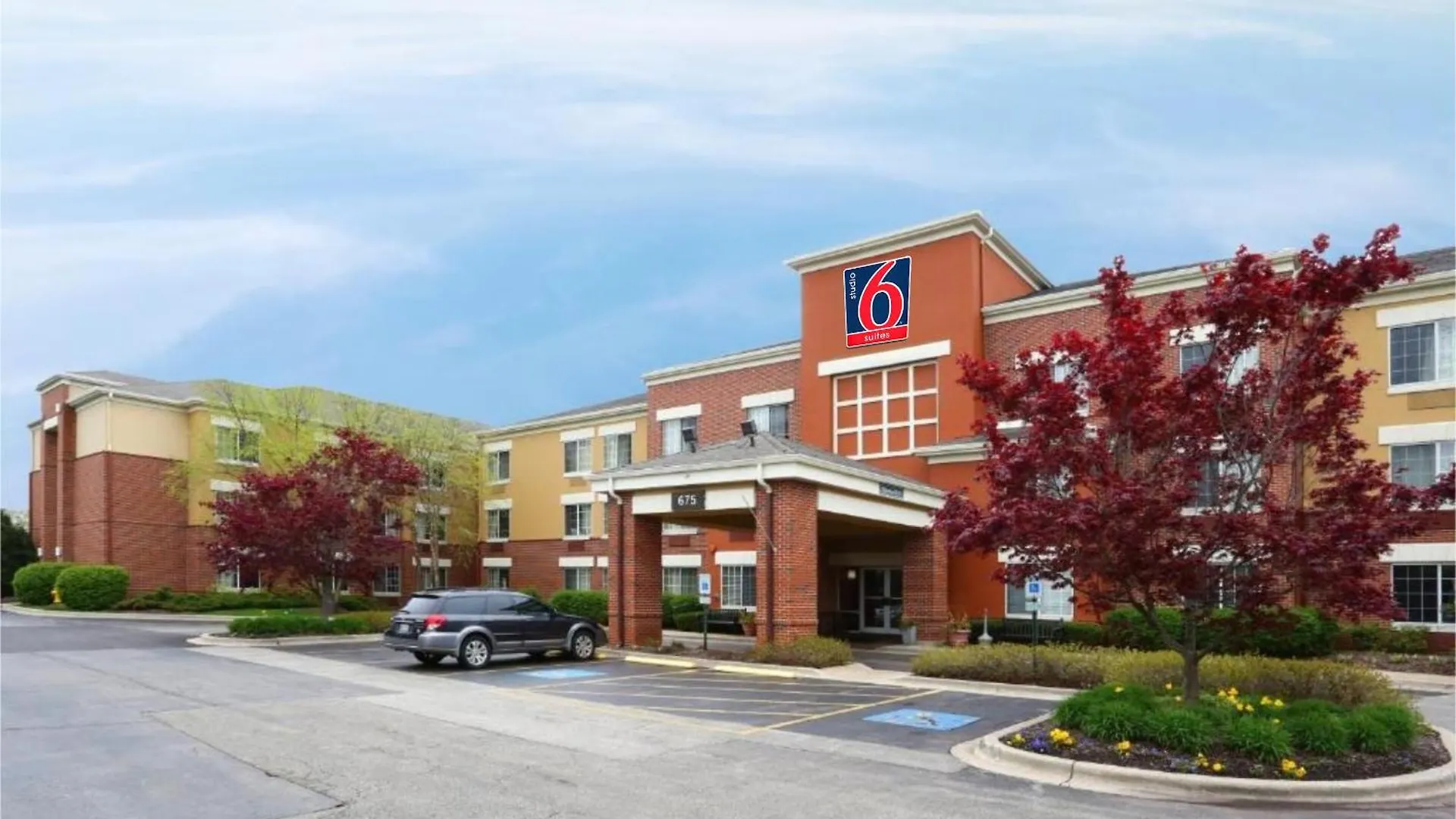 4 Hotels Close to Adler Memorial Park Worth Booking